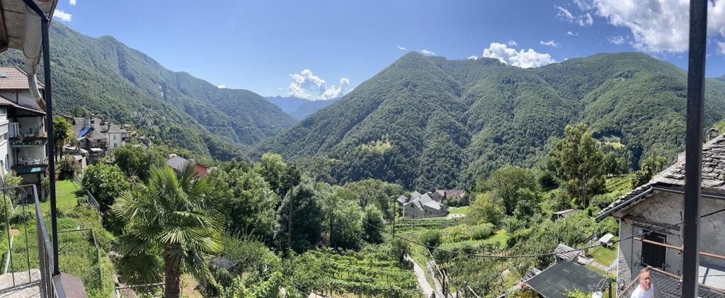Vue sur les montagnes